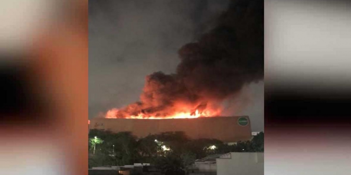 El Heraldo Esta imagen muestra la magnitud del incendio en el Buenavista.