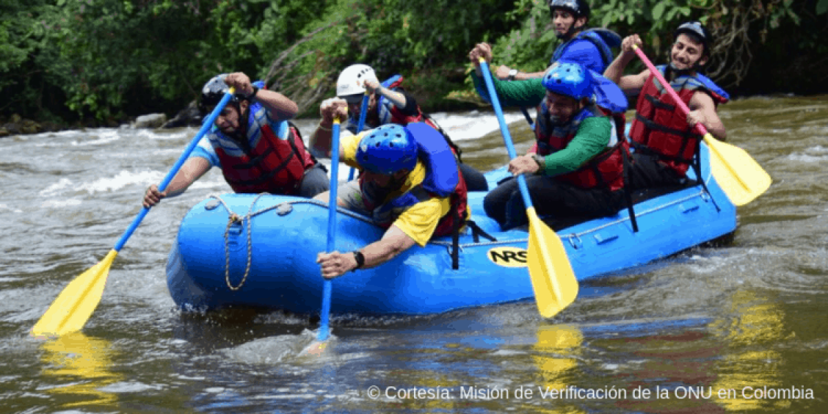 Equipo colombiano de rafting