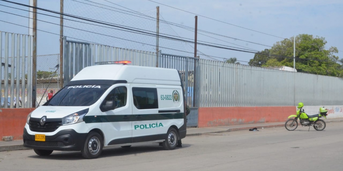 Autoridades llegaron hasta el popular barrio de Santa Marta
