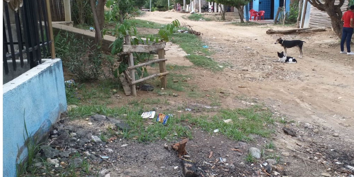 La tragedia apagó la alegría de una de las calles del barrio Faustino.