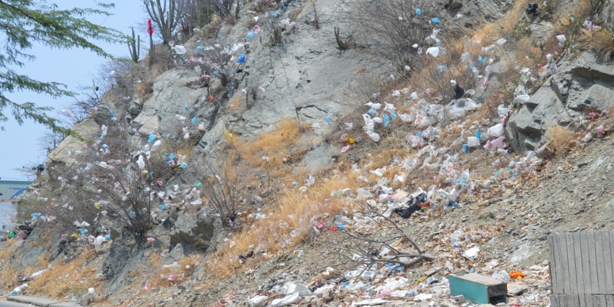 Así luce el cerro ubicado en la calle 22 con carrera 13.