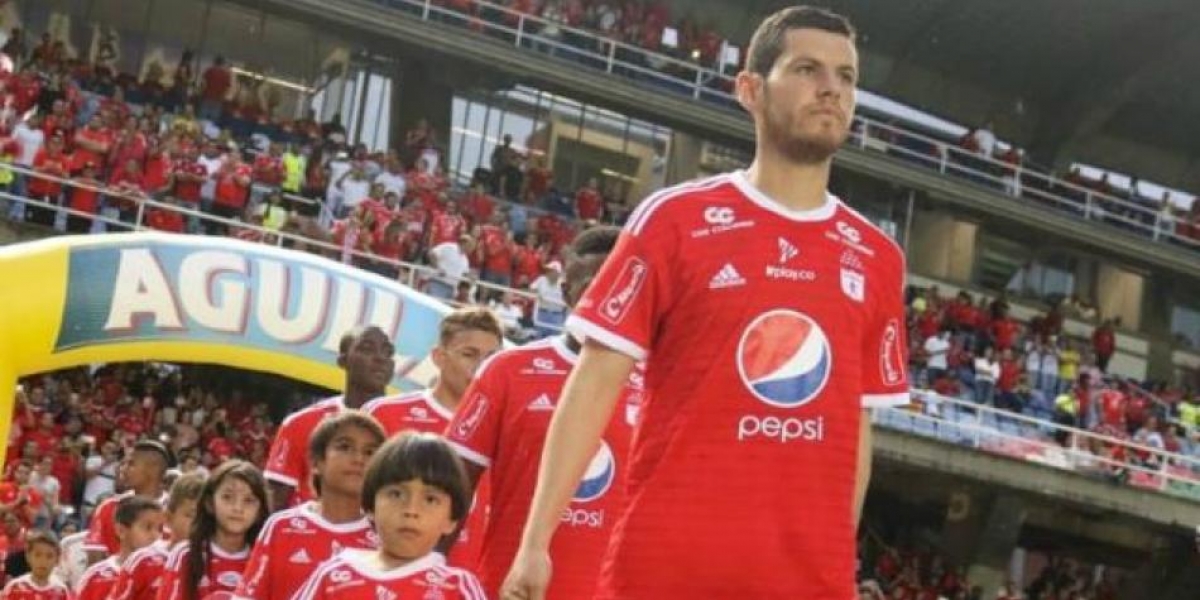 Fútbol Red El defensa vio pocos minutos este semestre con el equipo 'escarlata'.
