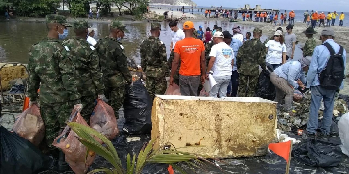 Ejército Nacional participa en la Playatón y Oxigenación de la playa Los Cocos de este sábado 