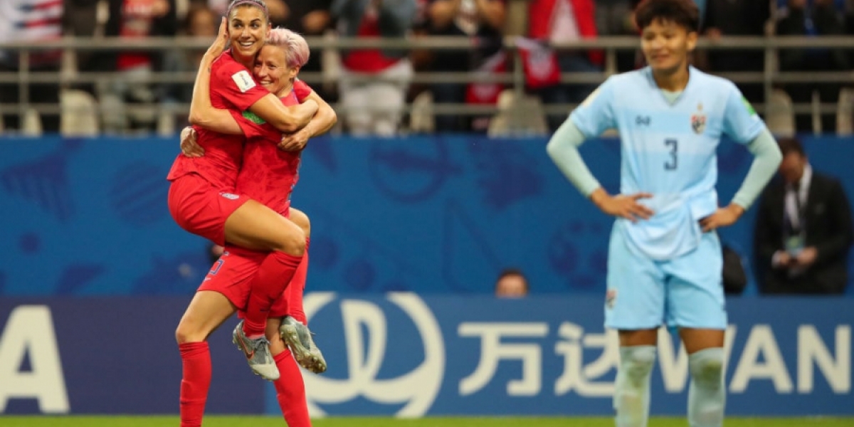 Alex Morgan marcó cinco goles en el encuentro.