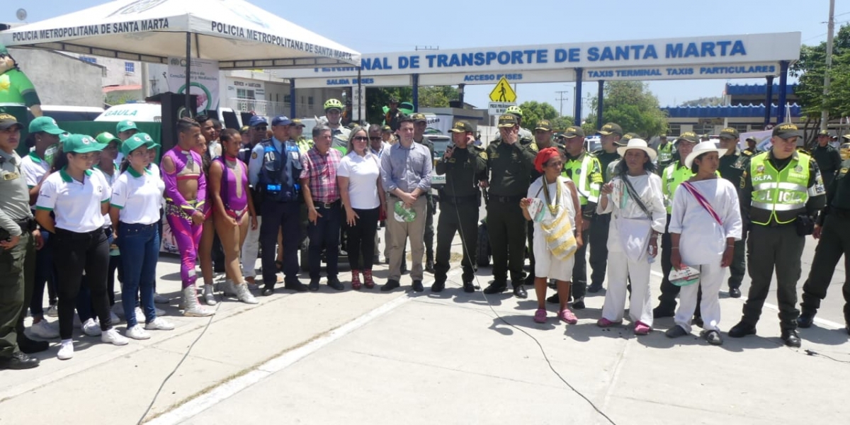 La Policía presentó hoy el Plan Vacacional ‘Juntos Construimos Convivencia'.