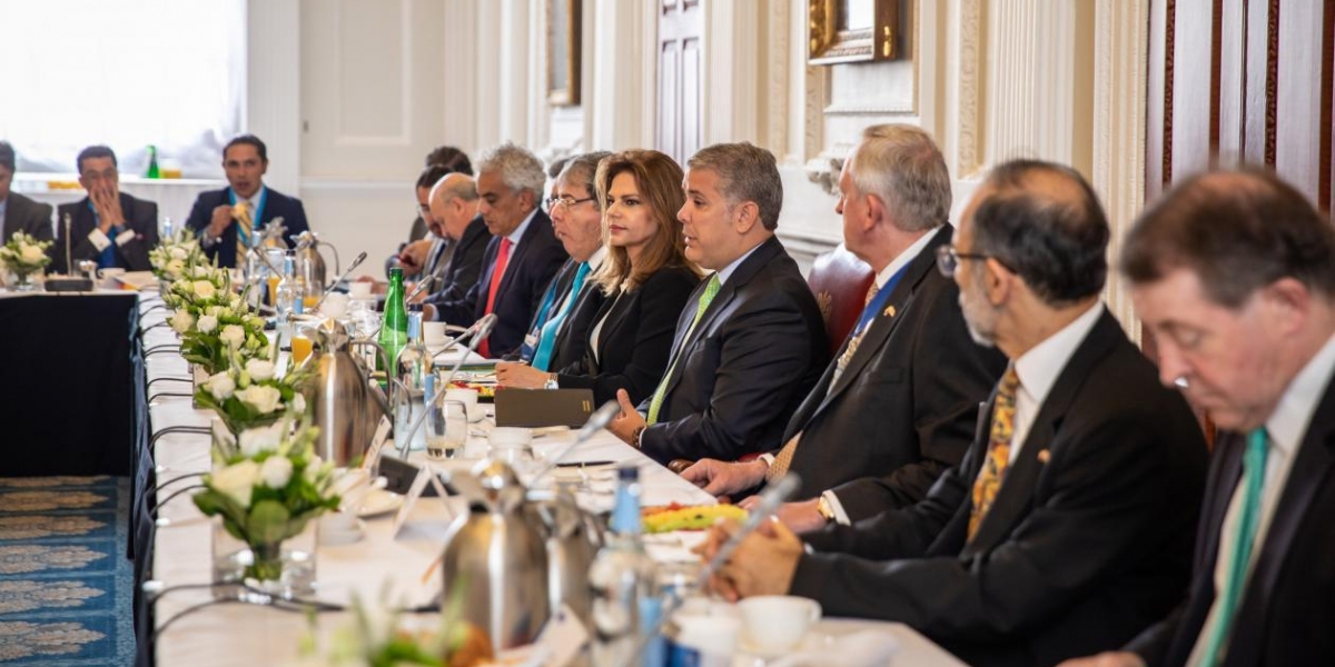 Flavia Santoro en la gira del Presidente Duque en Europa.