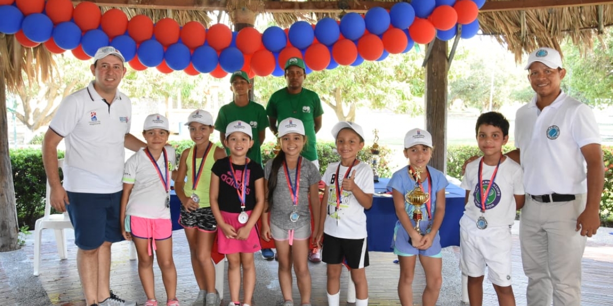 El objetivo número uno de esta actividad es recuperar la Liga de Tenis del Magdalena.