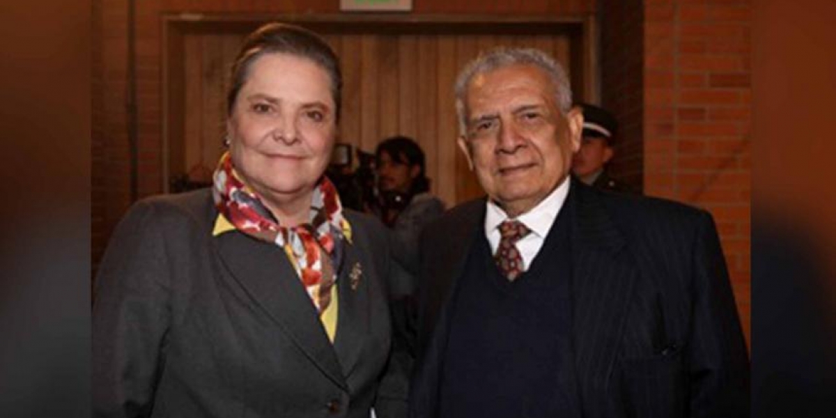 Clara López y Carlos Romero.