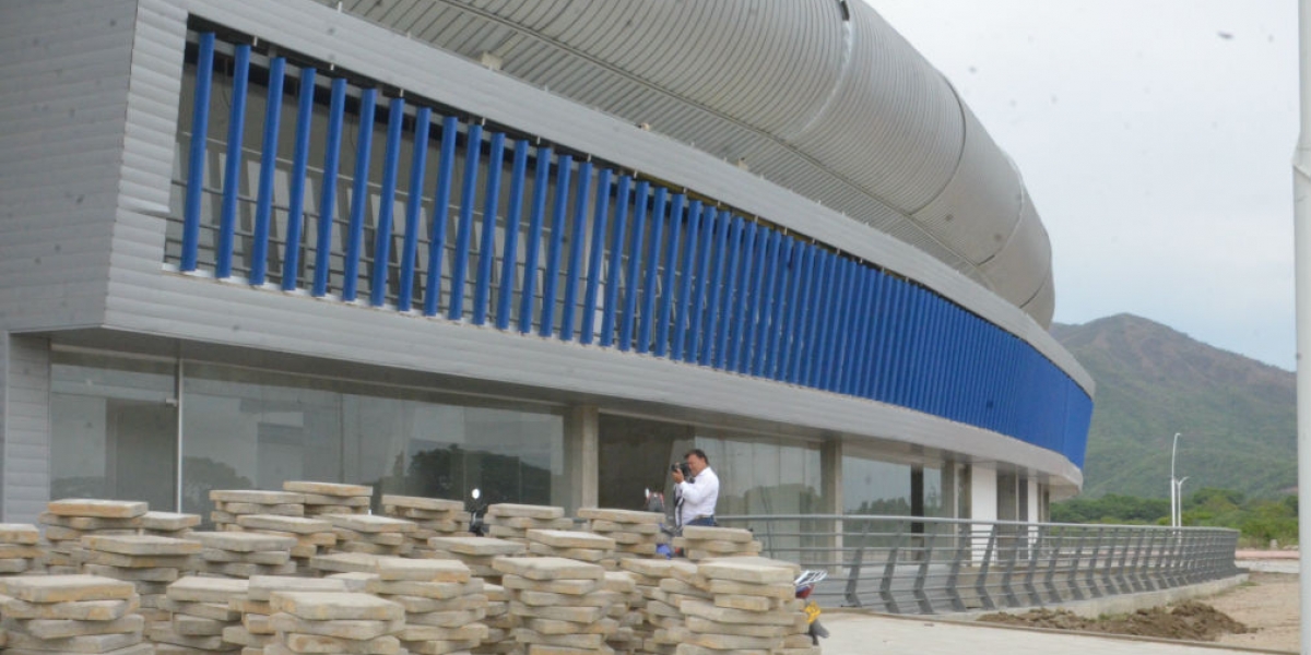 Al estadio le faltan varios detalles para ser entregado. 