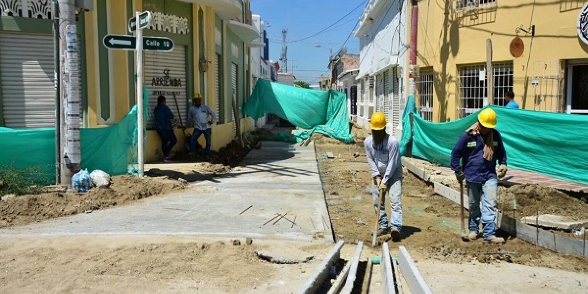 Avanza obra para peatonalizar Centro Histório de Ciénaga