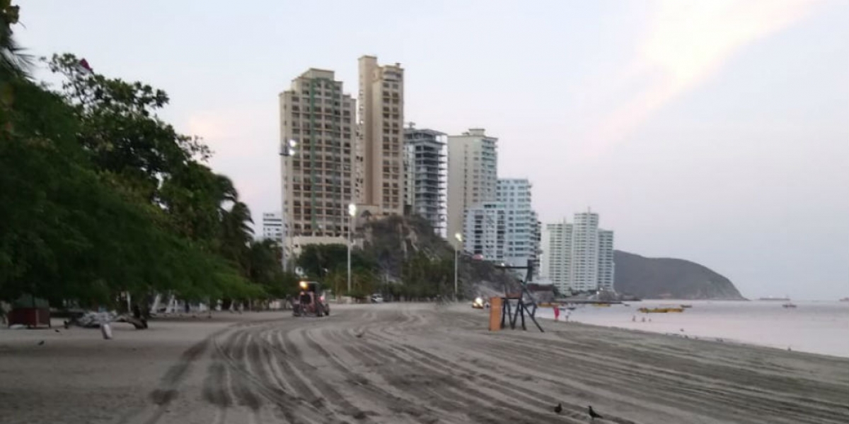 Essmar Limpieza de playas