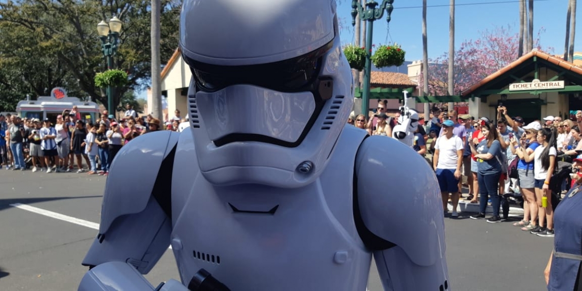Presentación de un parade en uno de los parques de Disney.