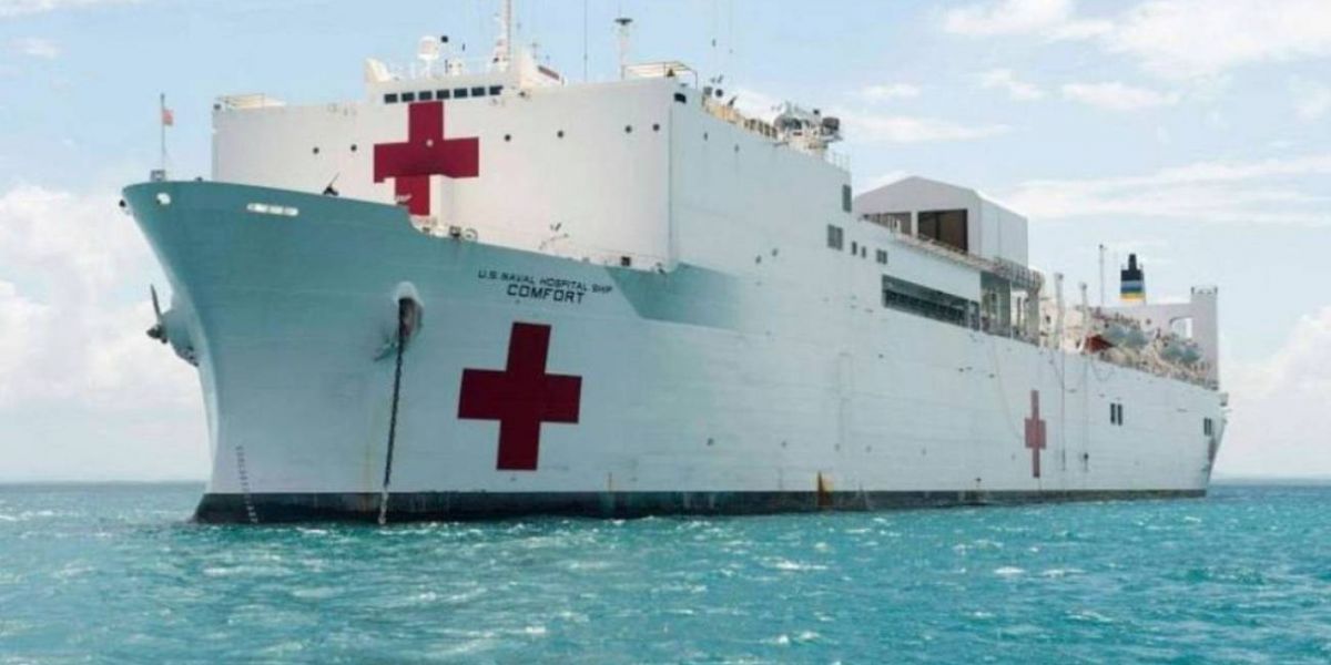 Buque hospital USNS Comfort