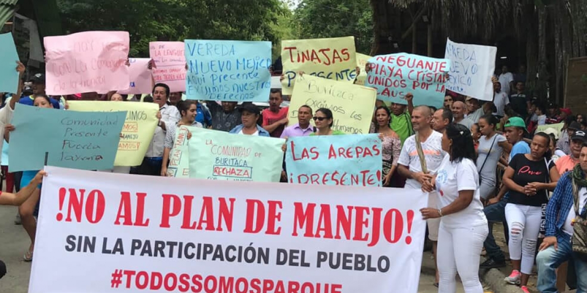 Protesta en la entrada del Parque Tayrona. 