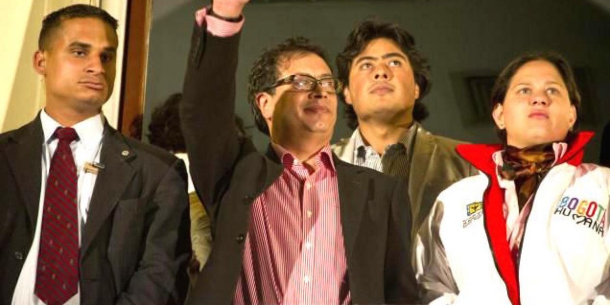 Gustavo Petro con su hijo Nicolás Petro.