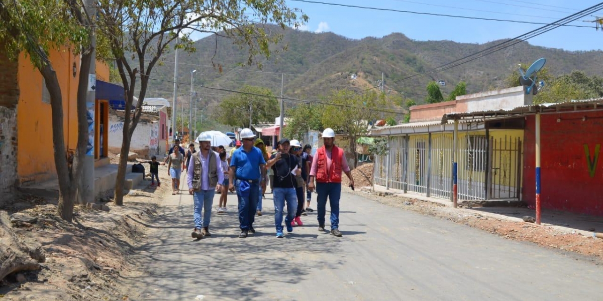 Alcaldía de Santa Marta El alcalde Rafael Martínez realizó un recorrido por Taganga.