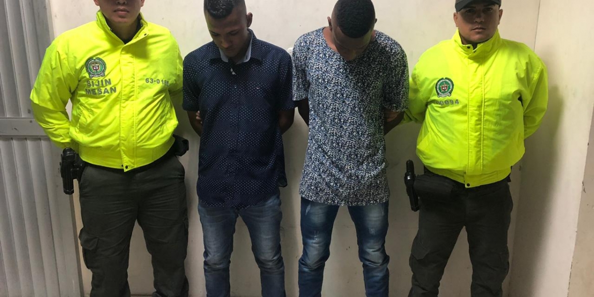 Policía Metropolitana Los capturados tiene 20 años.