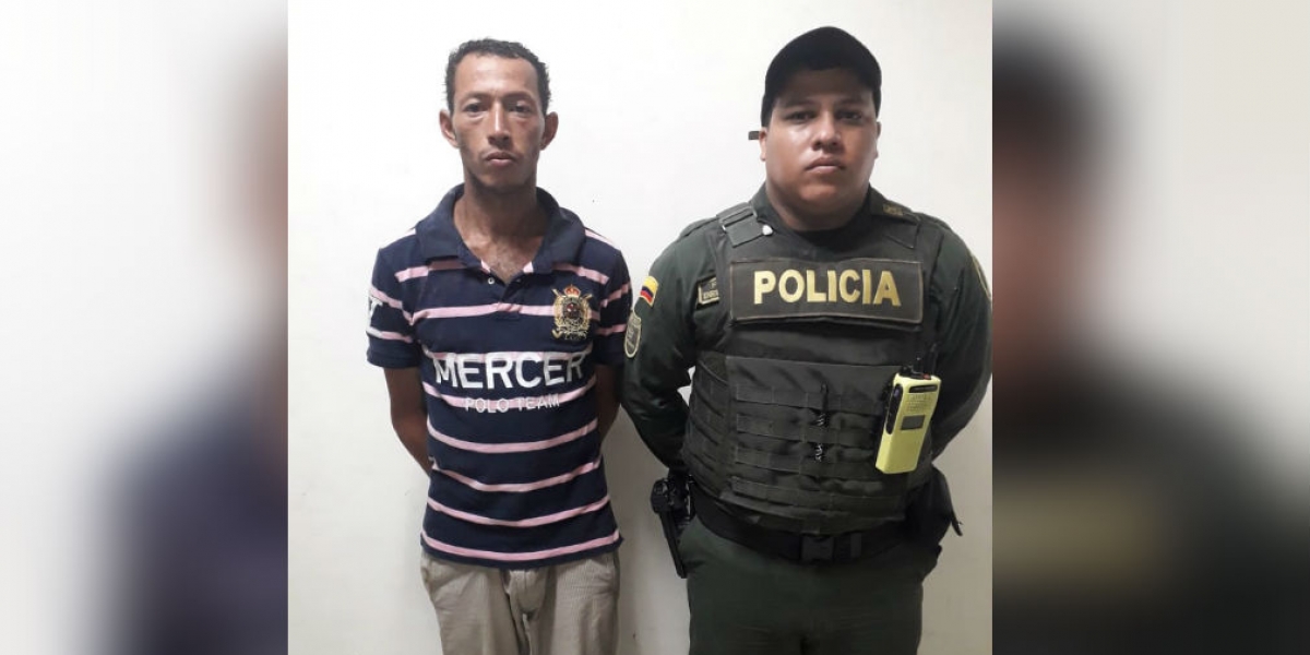 Policía Metropolitana de Santa Marta Capturan a hombre en Gaira portando droga