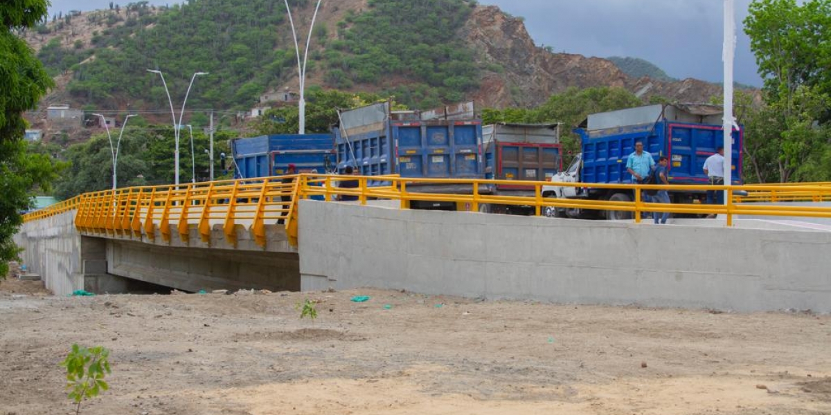 Prueba de carga del puente de Bavaria.