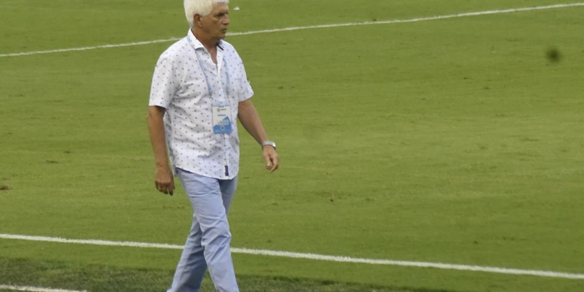 Julio Comesaña, técnico de Junior. 