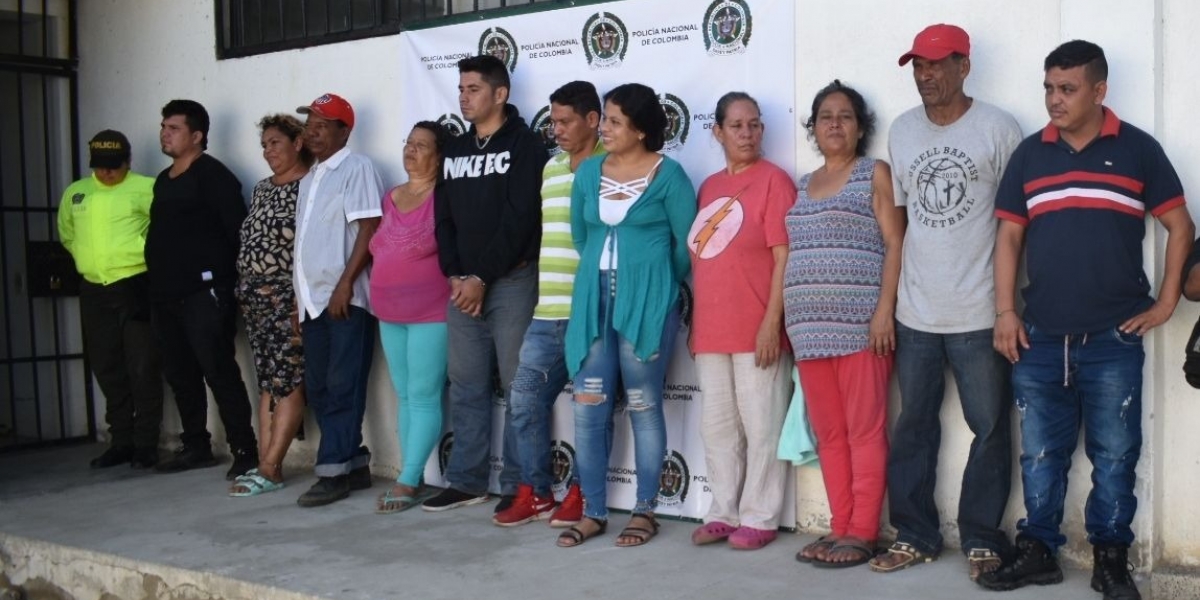 Los detenidos deberán responder por el delito de tráfico, fabricación o porte de estupefacientes.