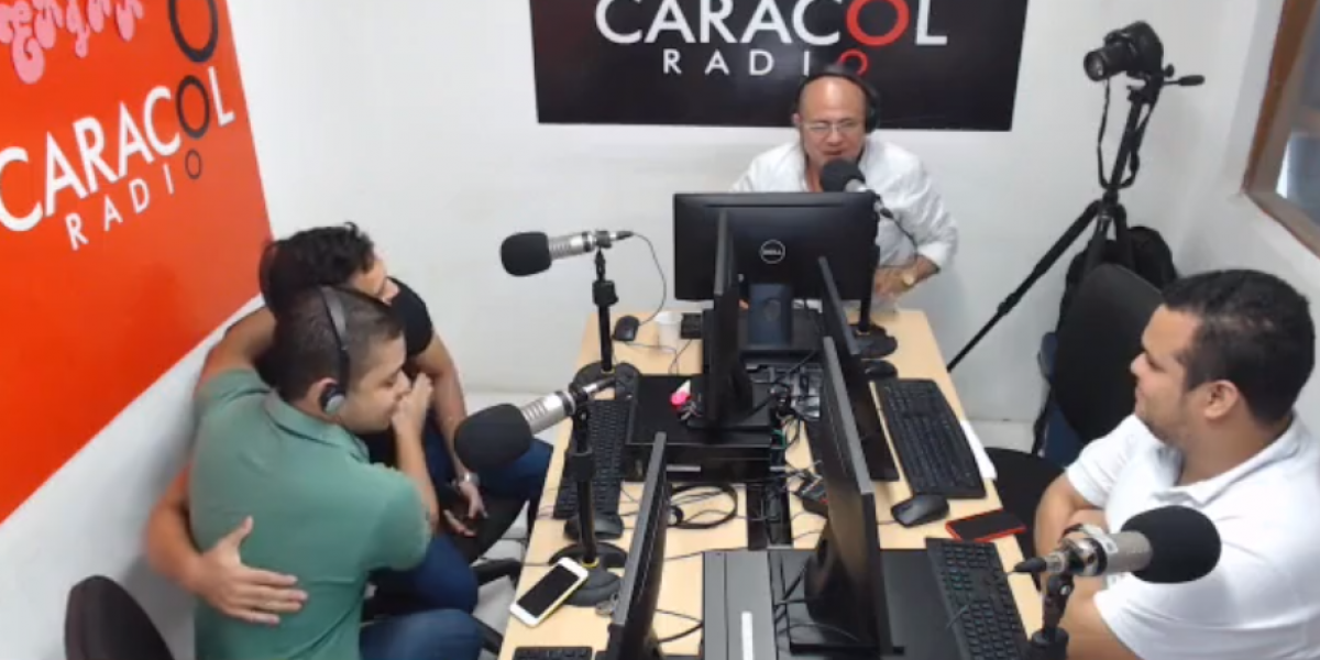 Ramiro Romero y Fabio Fernández, líderes juveniles de Fuerza Ciudadana y Magdalena Gana, respectivamente, en Radio Galeón de Caracol.