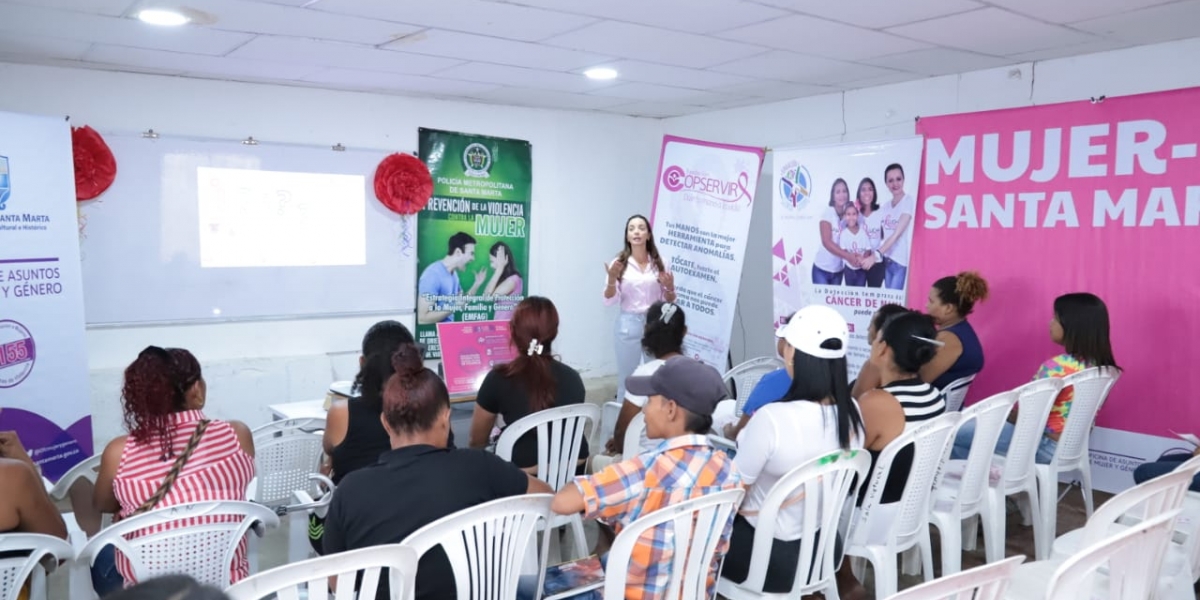 Brigada de salud dirigida a trabajadoras sexuales y comunidad LGBTI