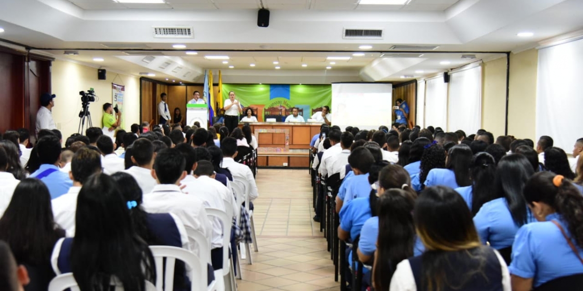 El evento con una connotación regional, sirvió como escenario para la firma de un convenio entre la Alma Mater y la Escuela Normal Superior San Pedro Alejandrino de Santa Marta.