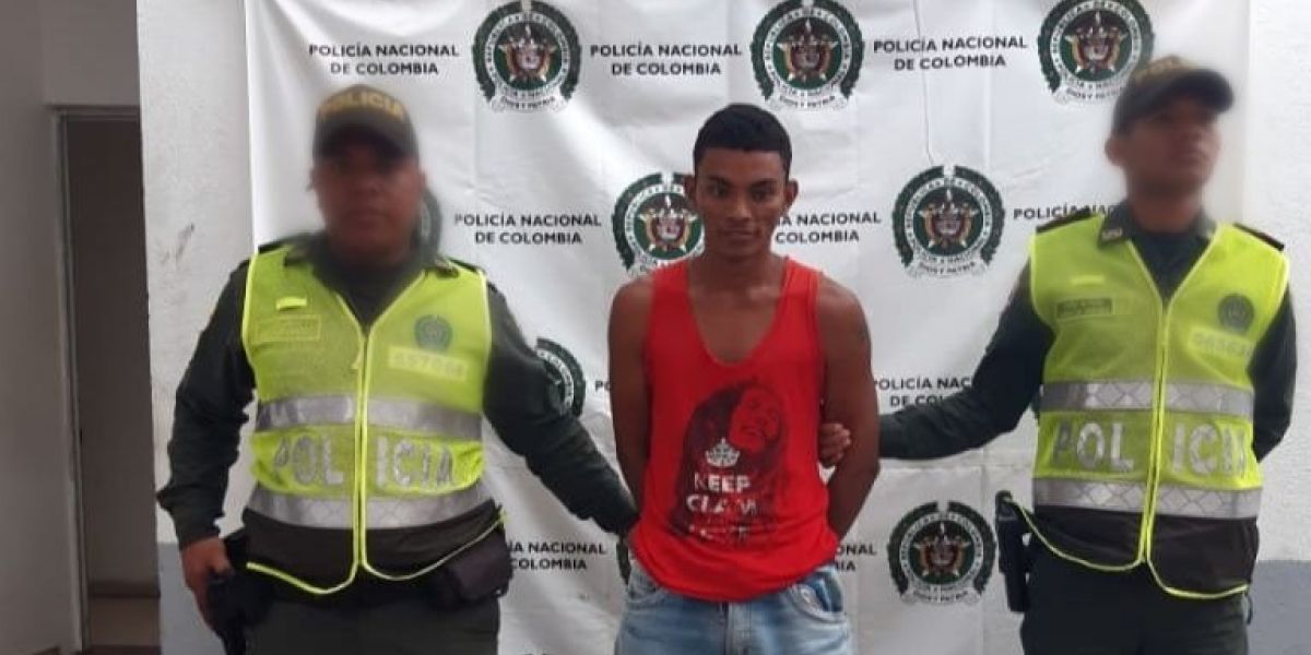 Policía del Magdalena Máximo Peralta fue uno de los agresores de los dos caninos.