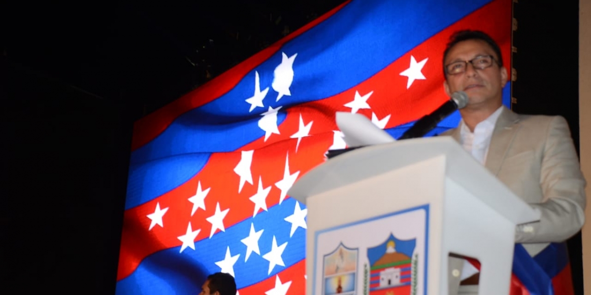 Carlos Caicedo durante su acto de posesión.