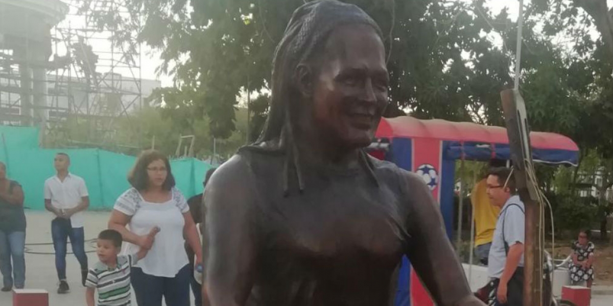 Escultura Carlos Vives