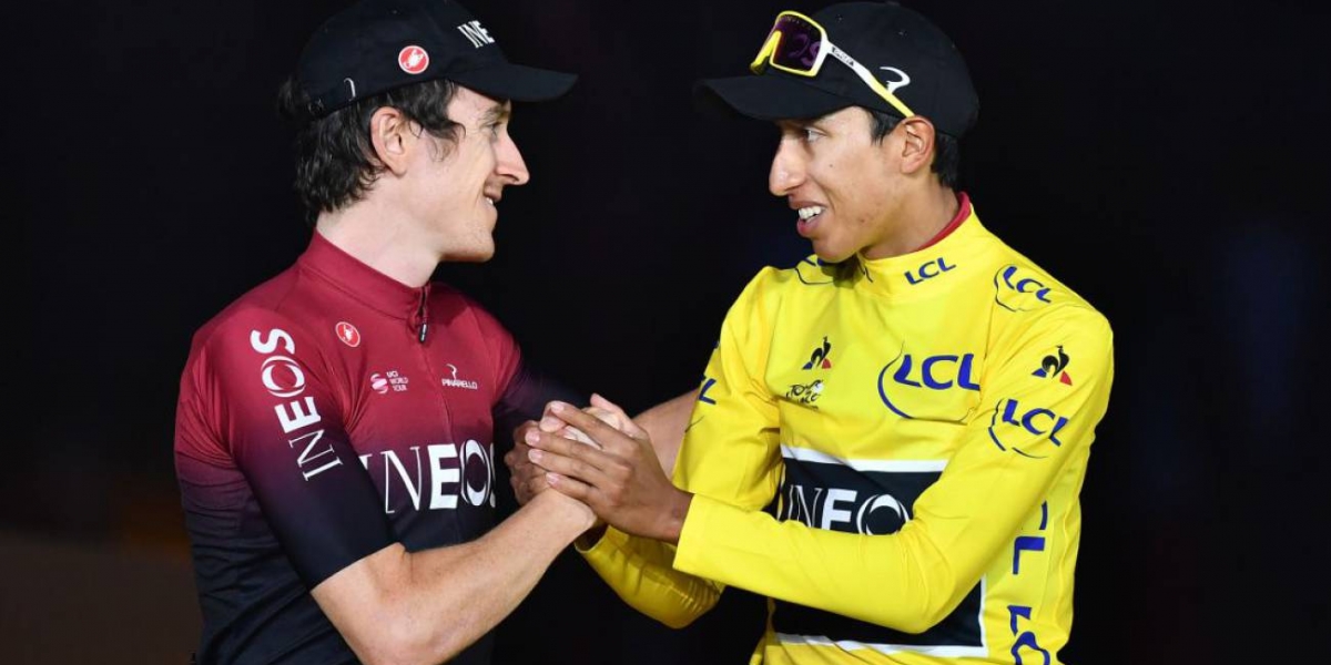 Geraint Thomas junto a Egan Bernal en el podio del Tour de Francia 2019 