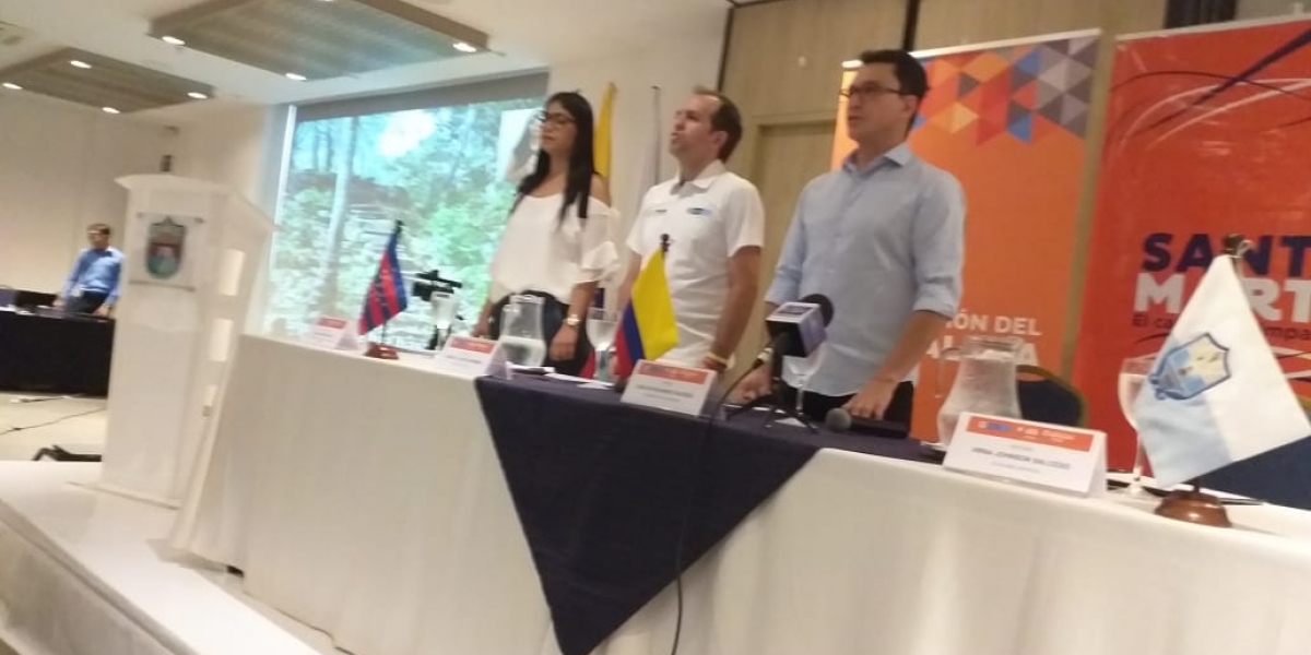 El gobernador y el ministro compartieron en un evento desarrollado en la mañana de este viernes. 