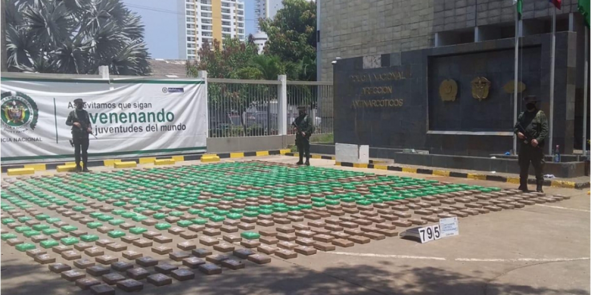 En el puerto marítimo de Cartagena la Policía Antinarcóticos logró la incautación de 798 kilos de clorhidrato de cocaína. 