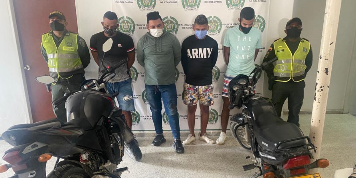 Policía del Magdalena La víctima del hurto reconoció a las cuatro personas como los autores materiales del intento de atraco.