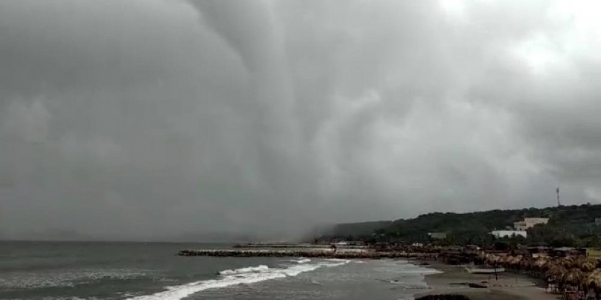 Tromba marina en Puerto Colombia.