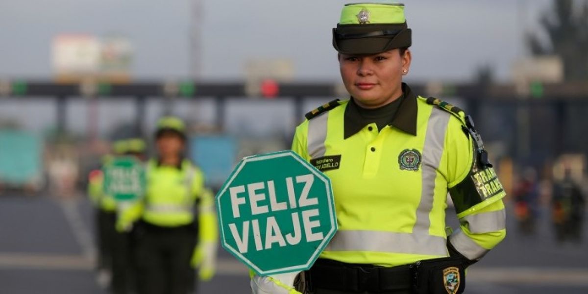 Policías cuidarán de los colombianos en esta Navidad.