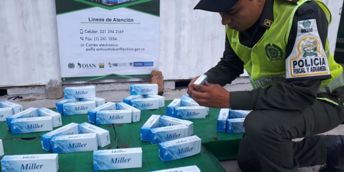 Policía Mercancía incautada por las autoridades.