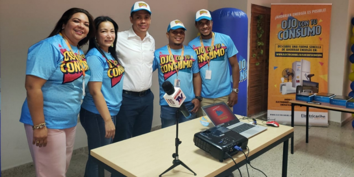 Evento de lanzamiento de la campaña 'Ojo con tu consumo' en Santa Marta.
