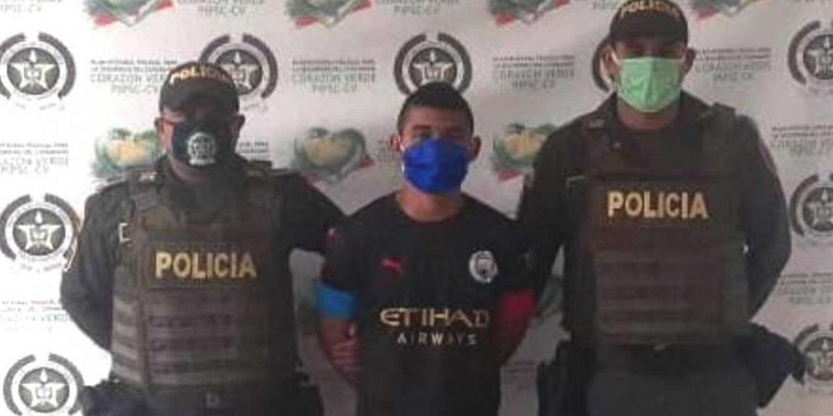 Policía Capturado.
