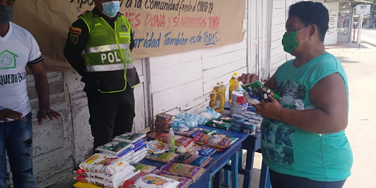 Esta noble actividad fue una iniciativa del subcomisario Jesús Caballero Morón, Jefe del Grupo Prevención y Educación Ciudadana del Departamento de Policía Magdalena.