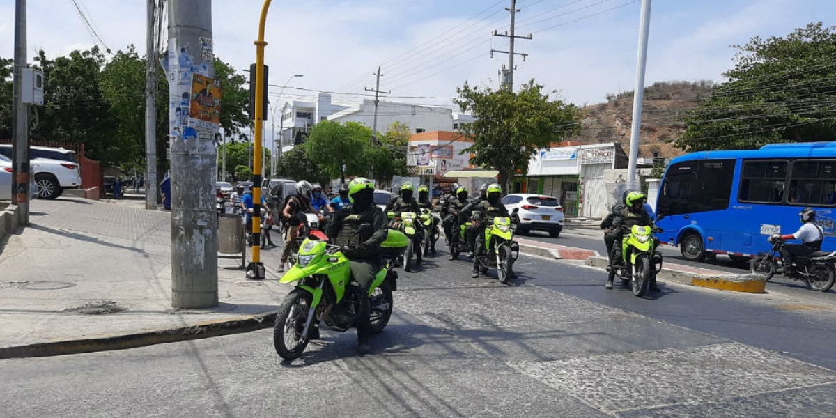 Policía Reacción motorizada.
