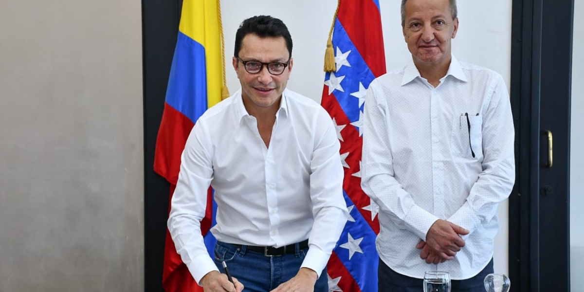 Seguimiento.co Uno de los cambios se hizo en la Secretaría de Hacienda.