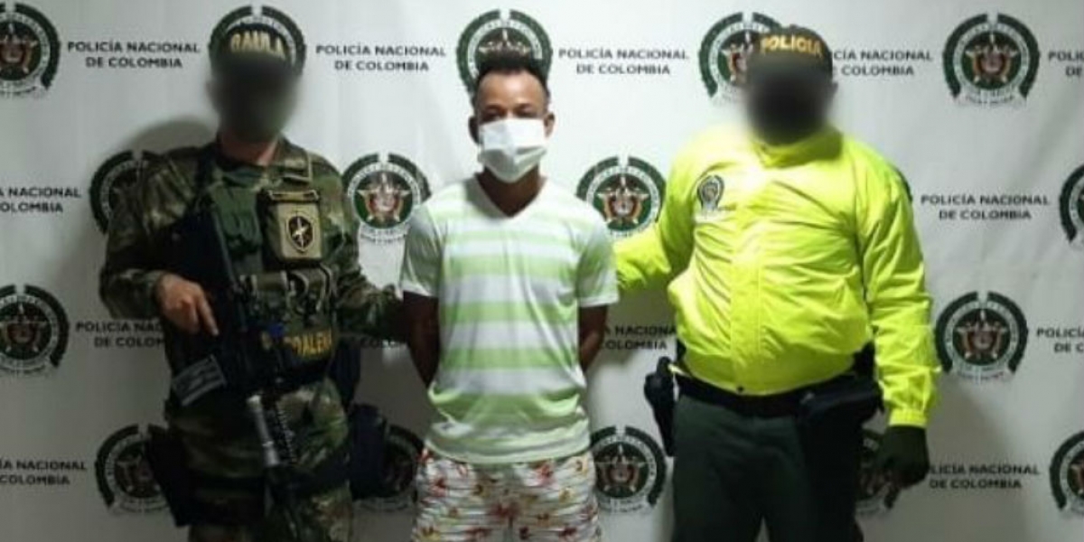 Policía John Fredy De la Hoz Fornaris.