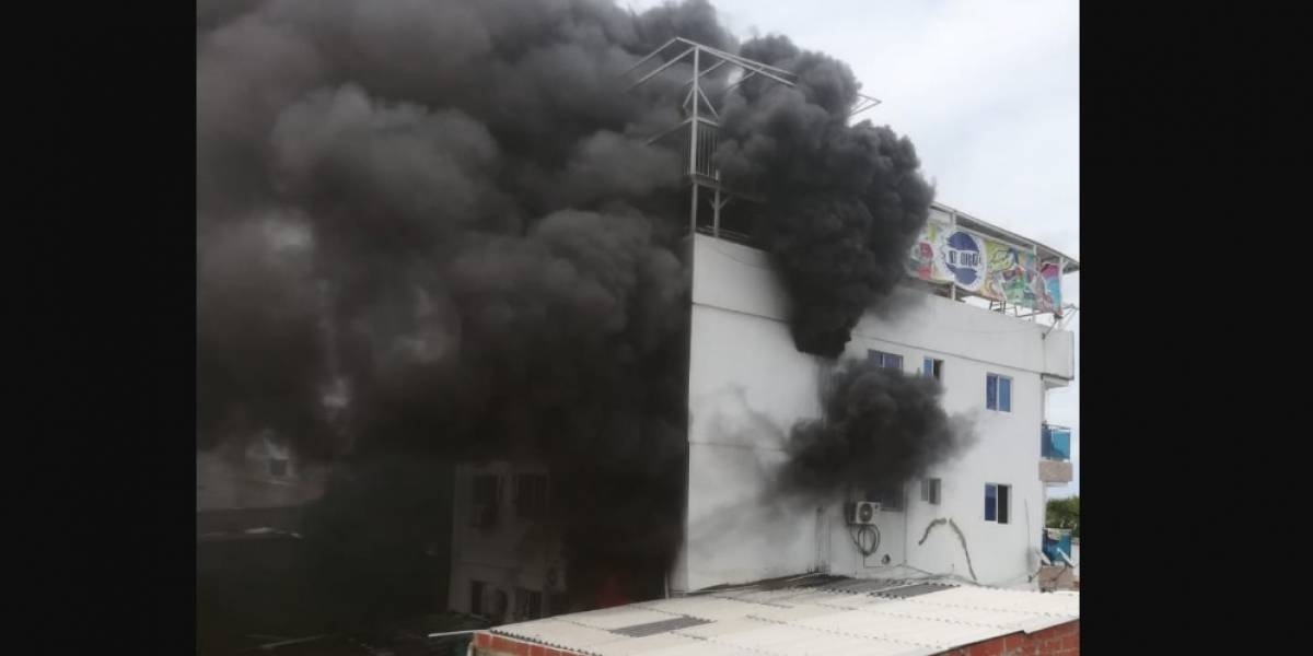 Incendio en edificio de Kevin Flórez