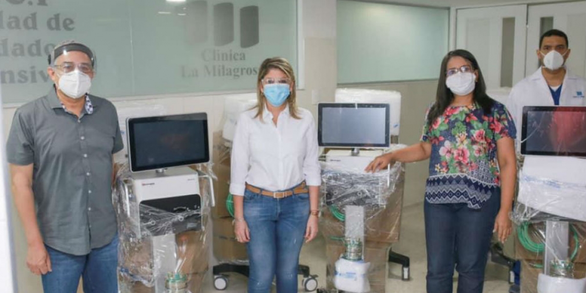 Entrega de ventiladores en clínicas de la ciudad.