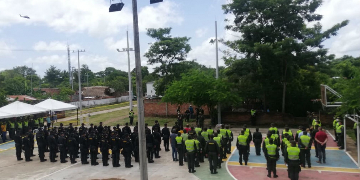 Policía Policías que reforzarán elecciones en San Zenón.