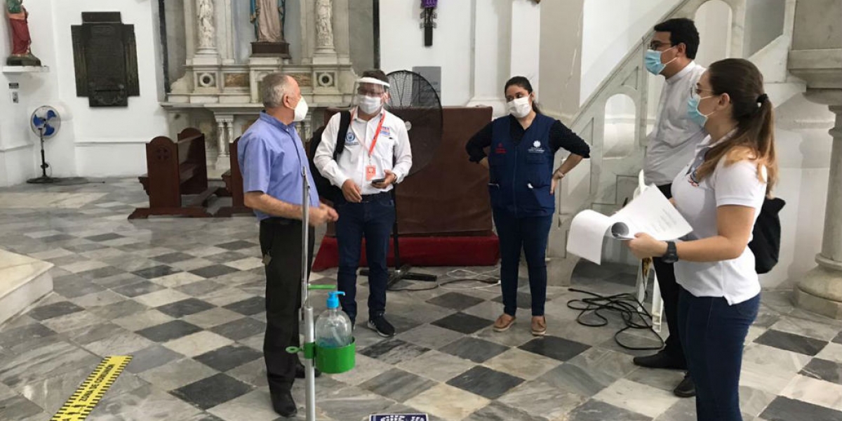 Alcaldía de Santa Marta Verificación de protocolos en iglesias.