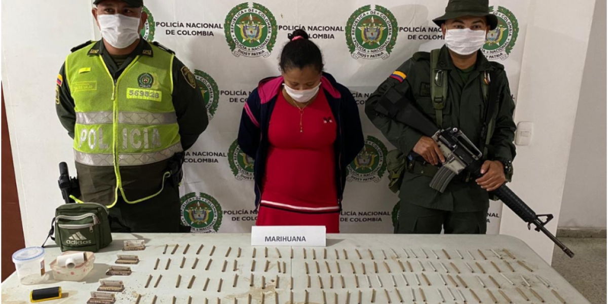 Policía del Magdalena Kelly Johana Mejía Olivo.