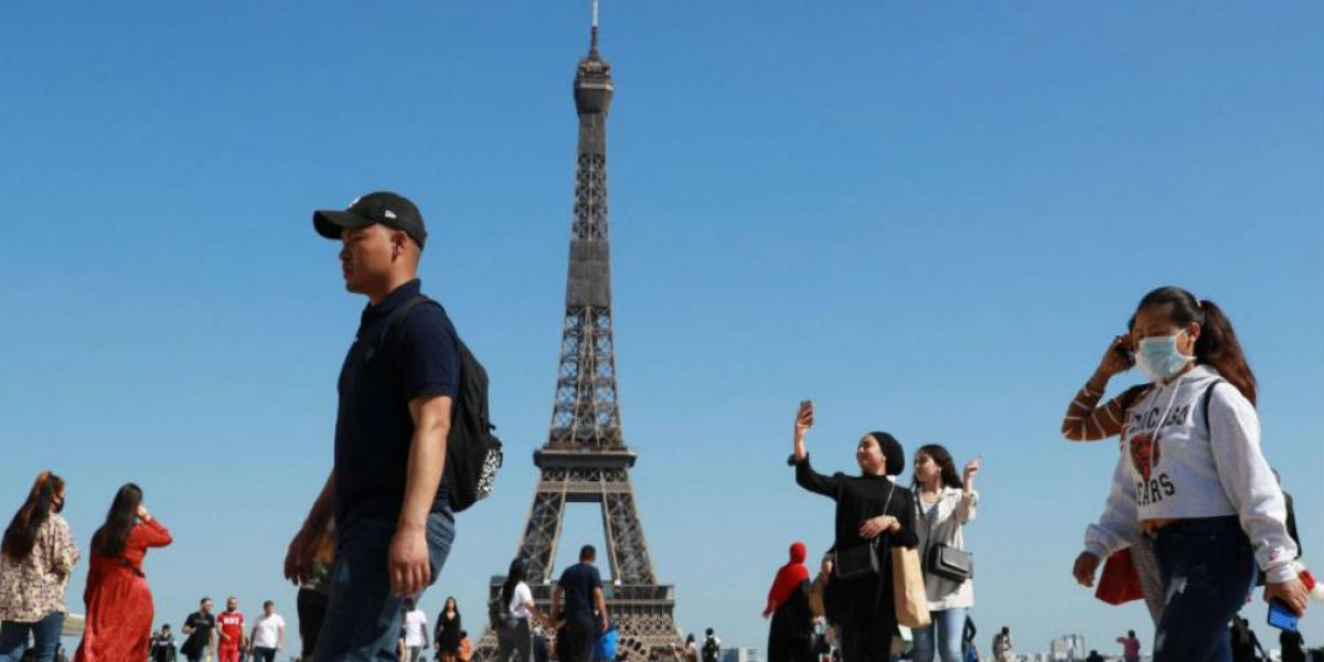 El Tiempo Torre Eiffel.